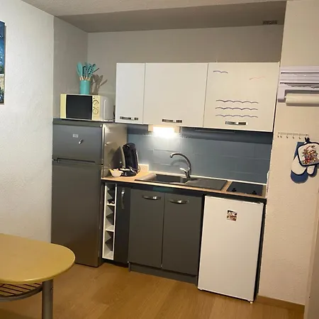 Les Gabians - T2 - Tiki - Raphael アパート